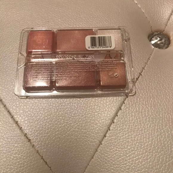 Victoria’s Secret Beauty Rush Rock the Fudge - Picture 5 of 7